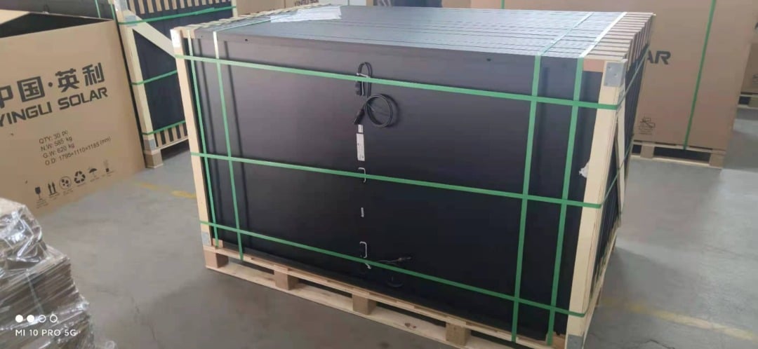 Yingli Solar YLM-J 3.0 PRO 400 W Fullblack