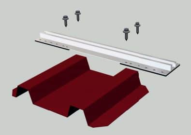 1 Stück C-Schiene lang für Trapezblech hochkant Montage